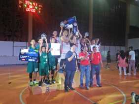 SMPN 13 Raih Juara I Basketball Tingkat Provinsi dan Bawa Pulang Piala Bergilir Walikota