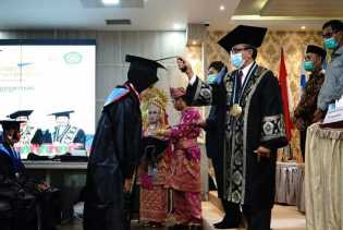 Wisuda AKN Siak - V, Sekdakab.Siak Arfan Usman Bangga Ada Alumni AKN Siak Bekerja di Korea Selatan