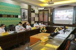 Bahas Bantuan Dana Covid-19 Pemrov Riau dan PSBB Siak, Pemda Siak Video Conference dengan SekdaProv