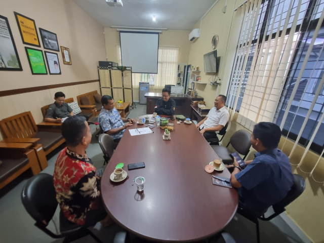 Silon Masih Kendala, Balon DPD RI Datangi Bawaslu Riau
