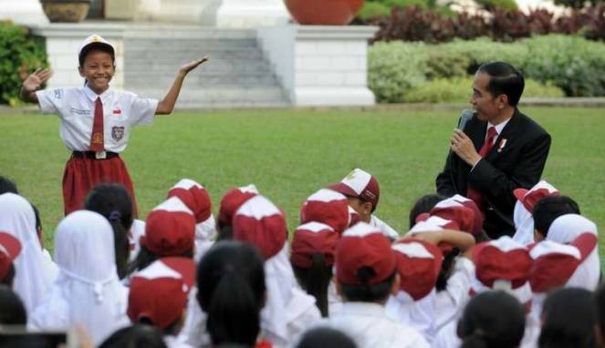 Jokowi: Sekolah Lima Hari Bukan Keharusan