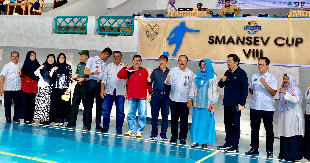 SMAN 7 Pekanbaru Gelar SMANSEV Cup VIII Se-Sumatera, Nurhafni: Tumbuhkan Rasa Sportifitas