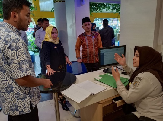 Komisi I DPRD Tinjau Langsung Pelayanan di Mall Pelayanan Publik Kota Pekanbaru