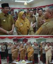 Bupati Kab.Siak Afni Z minta Peran Aktif Dunia Usaha Membangun Jalan dan Lingkungan Sosial