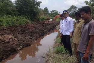 Wawako Pekanbaru Minta Plt Kadis PU Segera Antisipasi Banjir