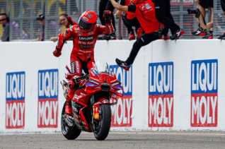 Marc Marquez Naik Podium Utama di Sirkuit Sachsenring, Dalam Balapan Grand Prix ke-200