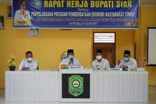 Bupati Kab.Siak,Rapat Kerja Penyelarasan Rencana Program Tahun2022,di Kec.Lubuk Dalam