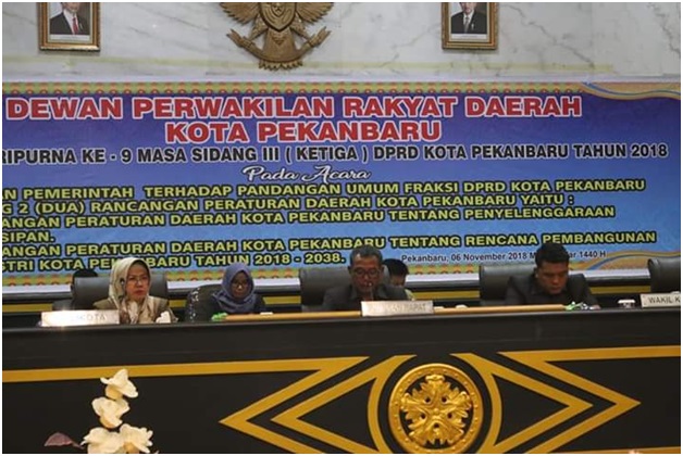 DPRD Pekanbaru Gelar Paripurna Pandangan Dewan Terhadap Ranperda Industri Pekanbaru 2018-2038