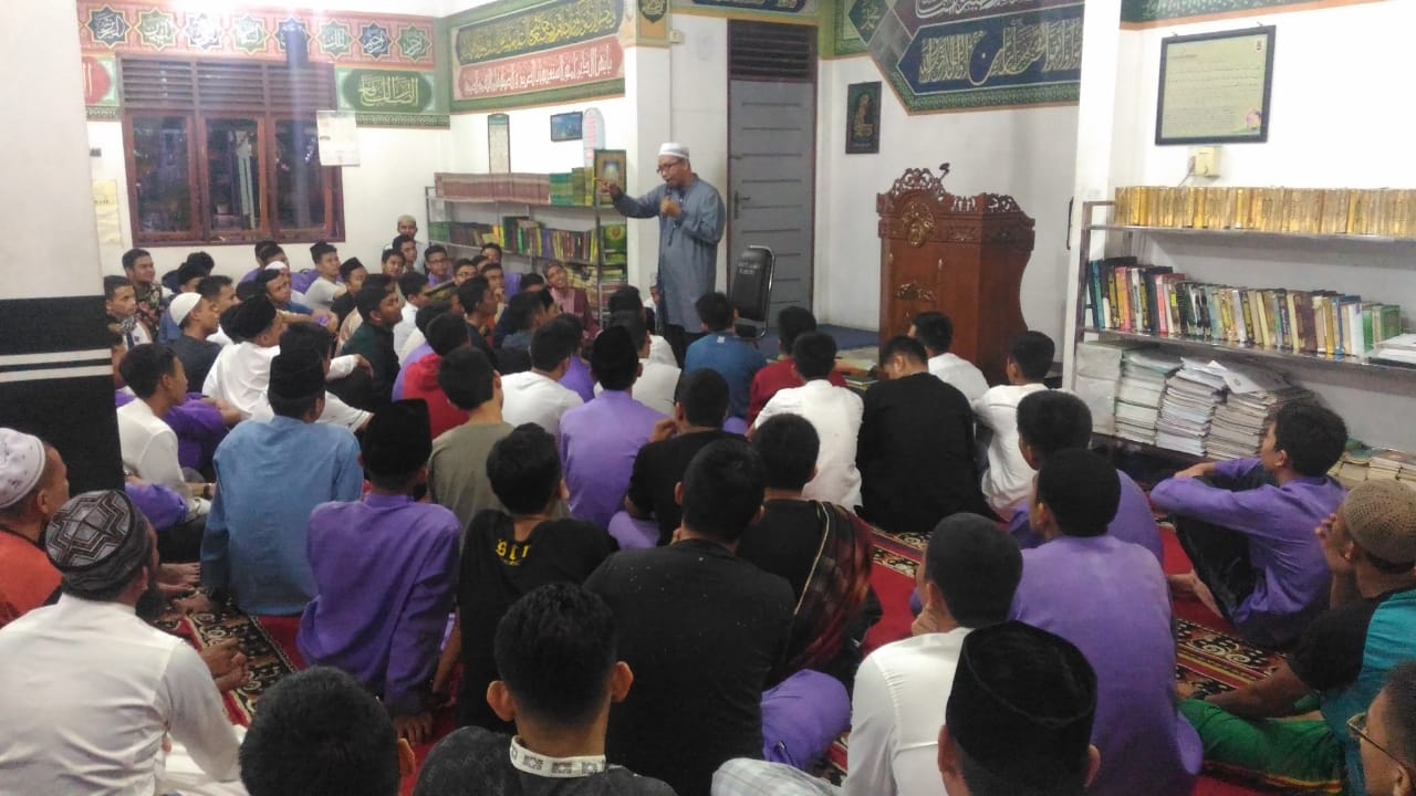 Perkuat Iman dan Takwa, SMAN 1 Pekanbaru Gelar Mabit