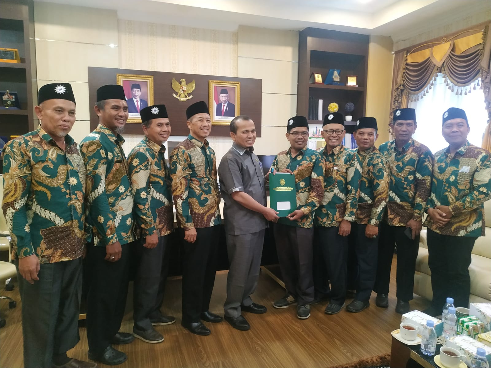 PIMPINAN DAERAH MUHAMMADIYAH PEKANBARU SAMPAIKAN HASIL MUSYDA KEPADA KETUA DPRD PEKANBARU