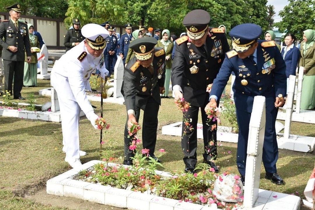 Ketua DPRD Pekanbaru Hadiri Ziarah Nasional Sempena HUT ke-79 TNI