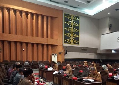 Komisi I Hearing Bersama Camat Se Kota Pekanbaru Bahas Anggaran 2023