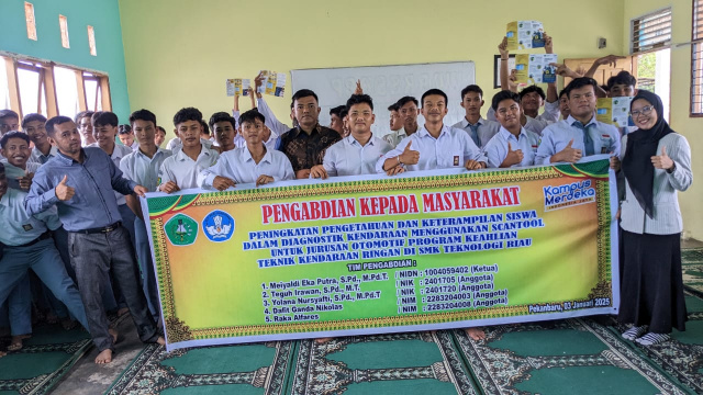 PVTO - Fadiksi Unilak Gelar Pengabdian Masyarakat di SMK Teknologi Riau