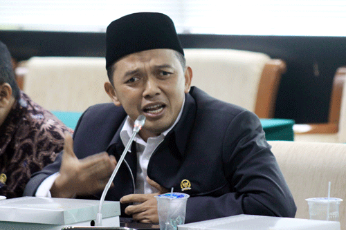 Datangi KPK, MKD Minta Setnov Legowo Lepas Kursi Ketua DPR