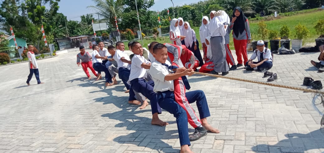 Peringati Hardiknas 2019, SMPN 42 Pekanbaru Gelar Berbagai Perlombaan