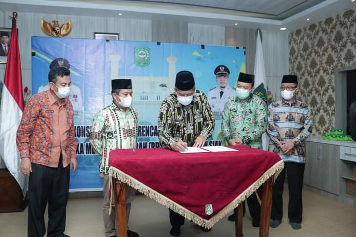 Bupati Siak Alfedri membuka Forum Konsultasi Publik RPJMD Kabupaten Siak tahun 2021-2026