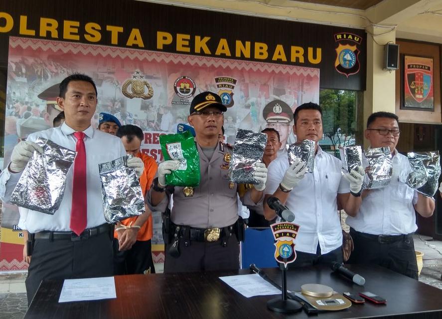 Polresta Pekanbaru Sita 4 Kg Sabu Senilai Rp5 Miliar