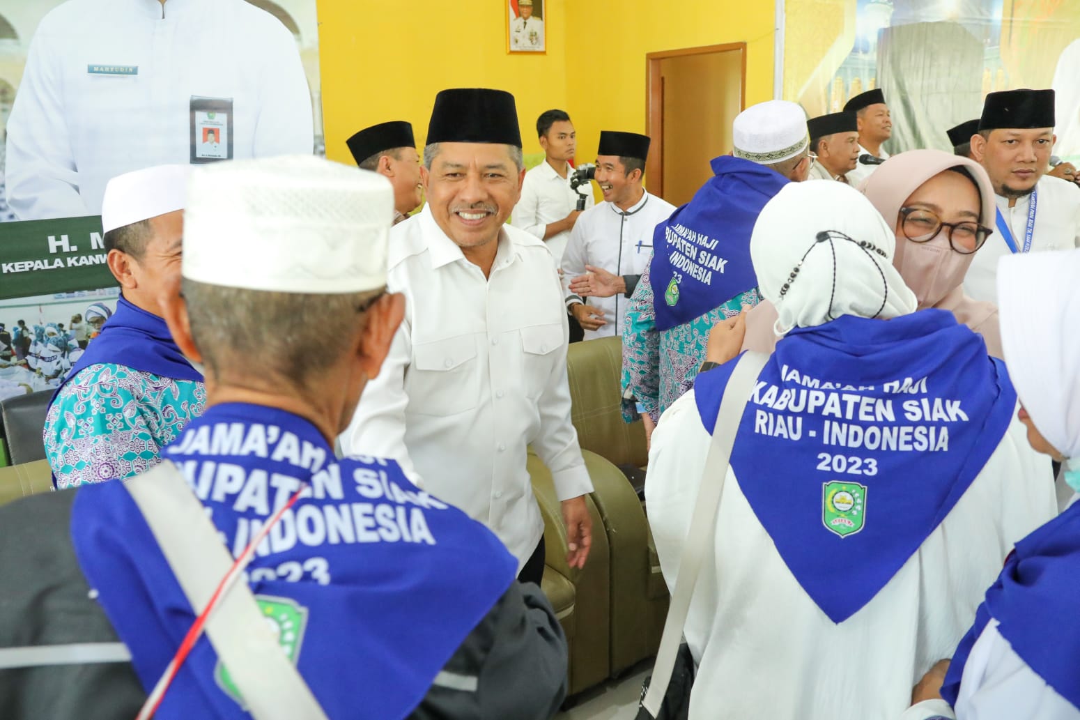 Bupati Kab.Siak sambut Kepulangan Jamaah Haji  Asal Kab.Siak di Pekanbaru