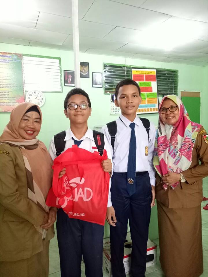 Siswa SMPN 29 Pekanbaru Juara I Speedy Typing Tingkat SMP se Kota Pekanbaru