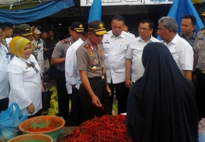 Jelang Natal dan Tahun Baru, Pedagang di Pekanbaru Malah Mengeluh Sepi Pembeli