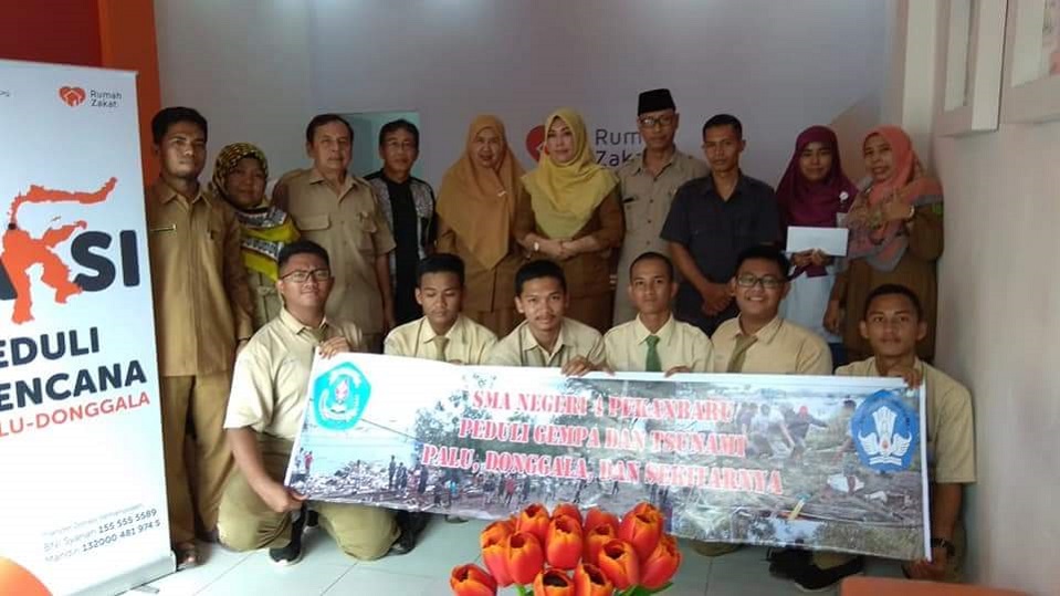 Aksi Solidaritas Sesama, Siswa SMAN 4 Pekanbaru Galang Dana Untuk Bantu Korban Bencana di Palu