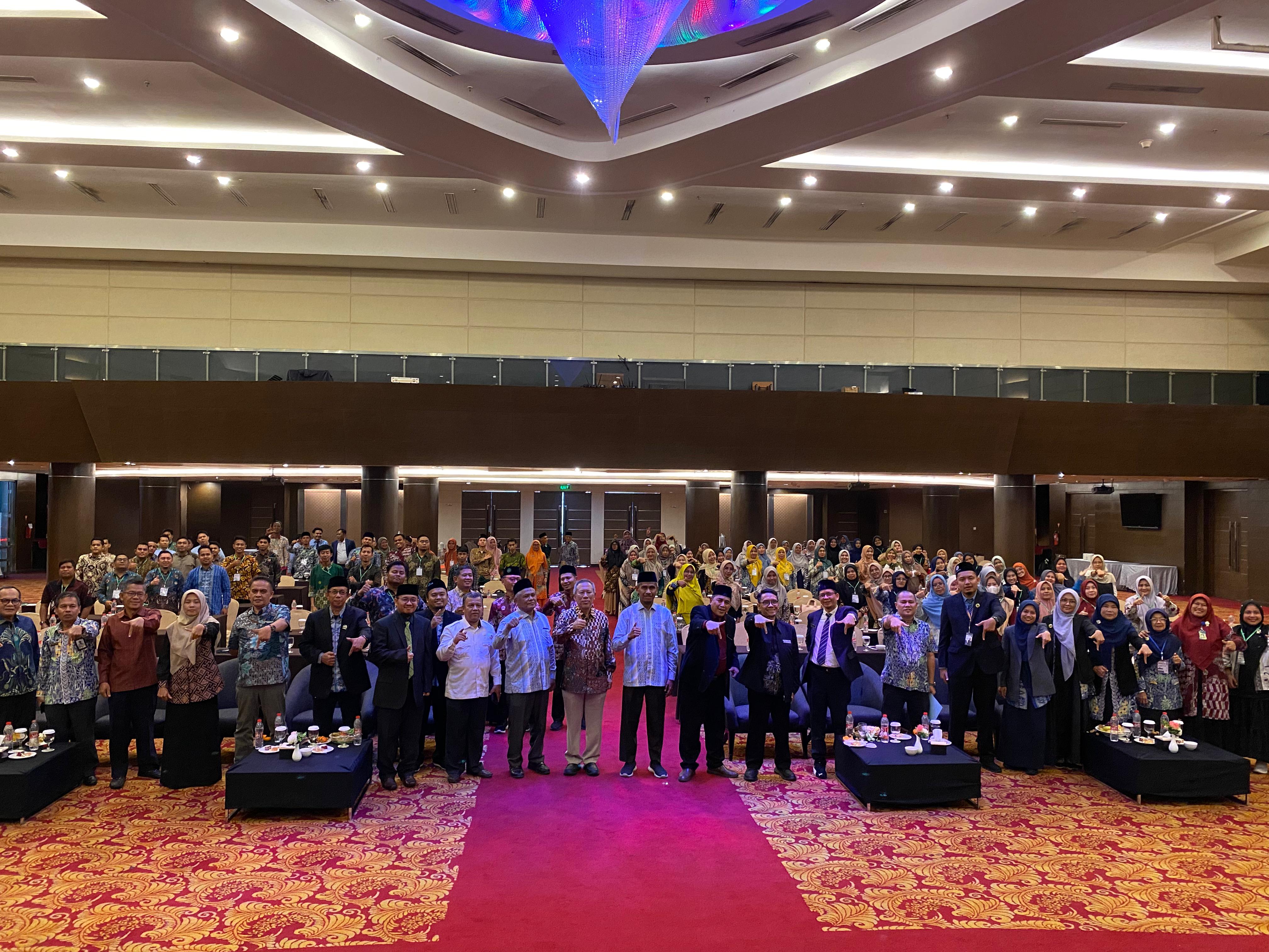 Majelis Dikdasmen dan PNF PP Muhammadiyah Gelar Bimtek Pembelajaran Mendalam dan AI di Regional Riau
