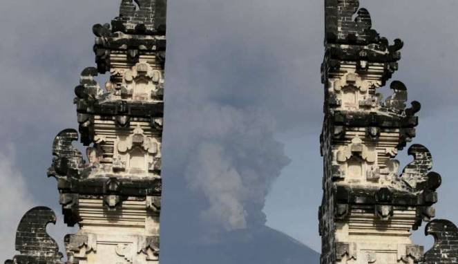 Erupsi Gunung Agung Bali Jadi Sorotan Dunia