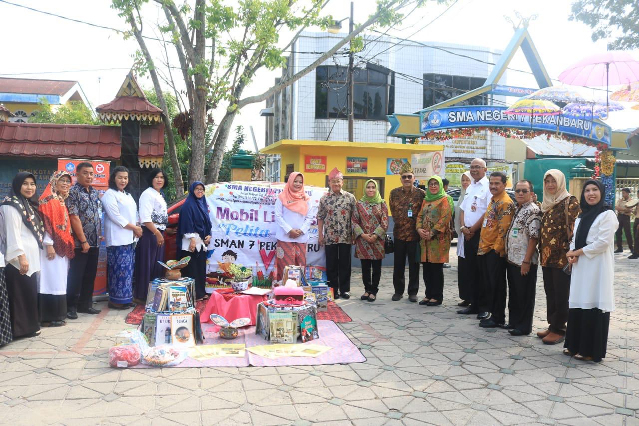 SMAN 7 Pekanbaru Dikunjungi Dirjen Dikdasmen Kemendikbud RI, Hamid: Bisa Jadi Contoh SMA Lain